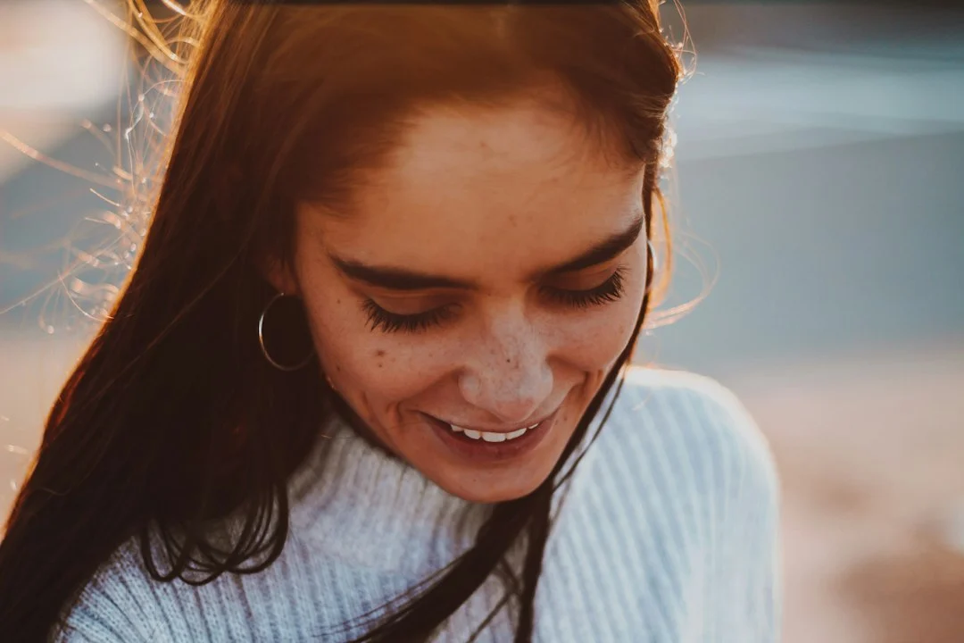 Gummy smile ve gülüş anatomisi değerlendirmesini temsil eden görsel – Bodrum